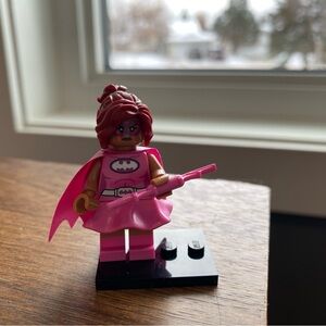 The LEGO Batman Movie Series 1 71017 Minifigure - Rose Power Batgirl